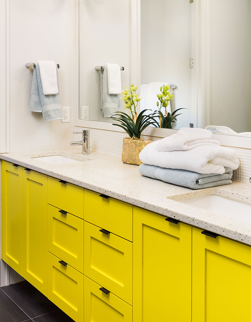 color-bathroom